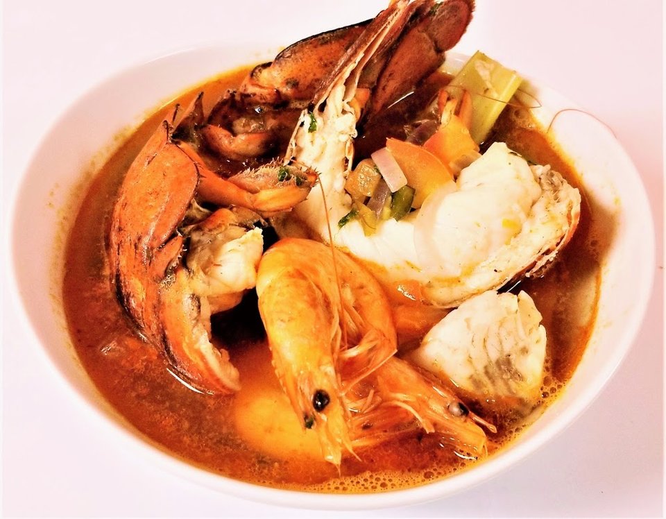 Caldo De Langosta